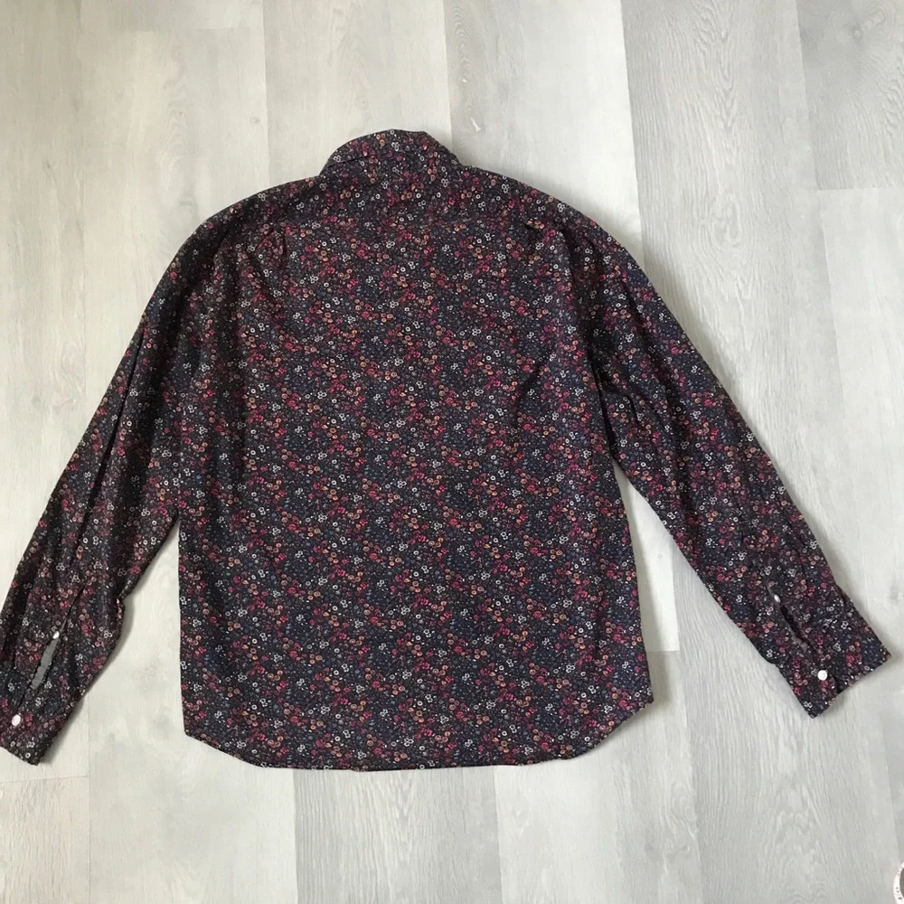 J CREW MENS SHIRT FLORAL BLACK RED BUTTON DOEN LONG SLEEVE LARGE